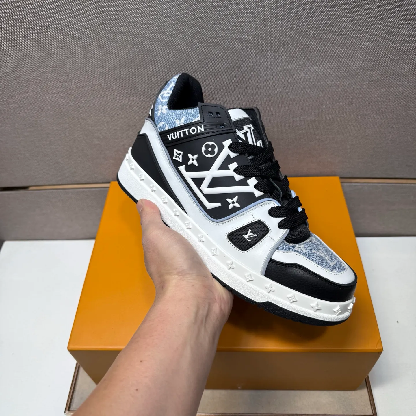 Men's men's shoes 💰pp620 [LV～] Men's casual shoes 2025z cabinet sales simultaneously 🔶Size: 38-44#️⃣ 🔷2 colors🔜The upper is made of multi-material splicing➕Mesh lining, comfortable and breathable, sole: original comfortable and wear-resistant outsole, ⚠️real thing📱photographed🎬real thing is better📢📢📢